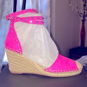 Hot pink wedge sandals